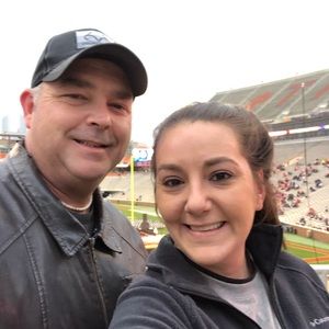 Meet your Posher, Joy